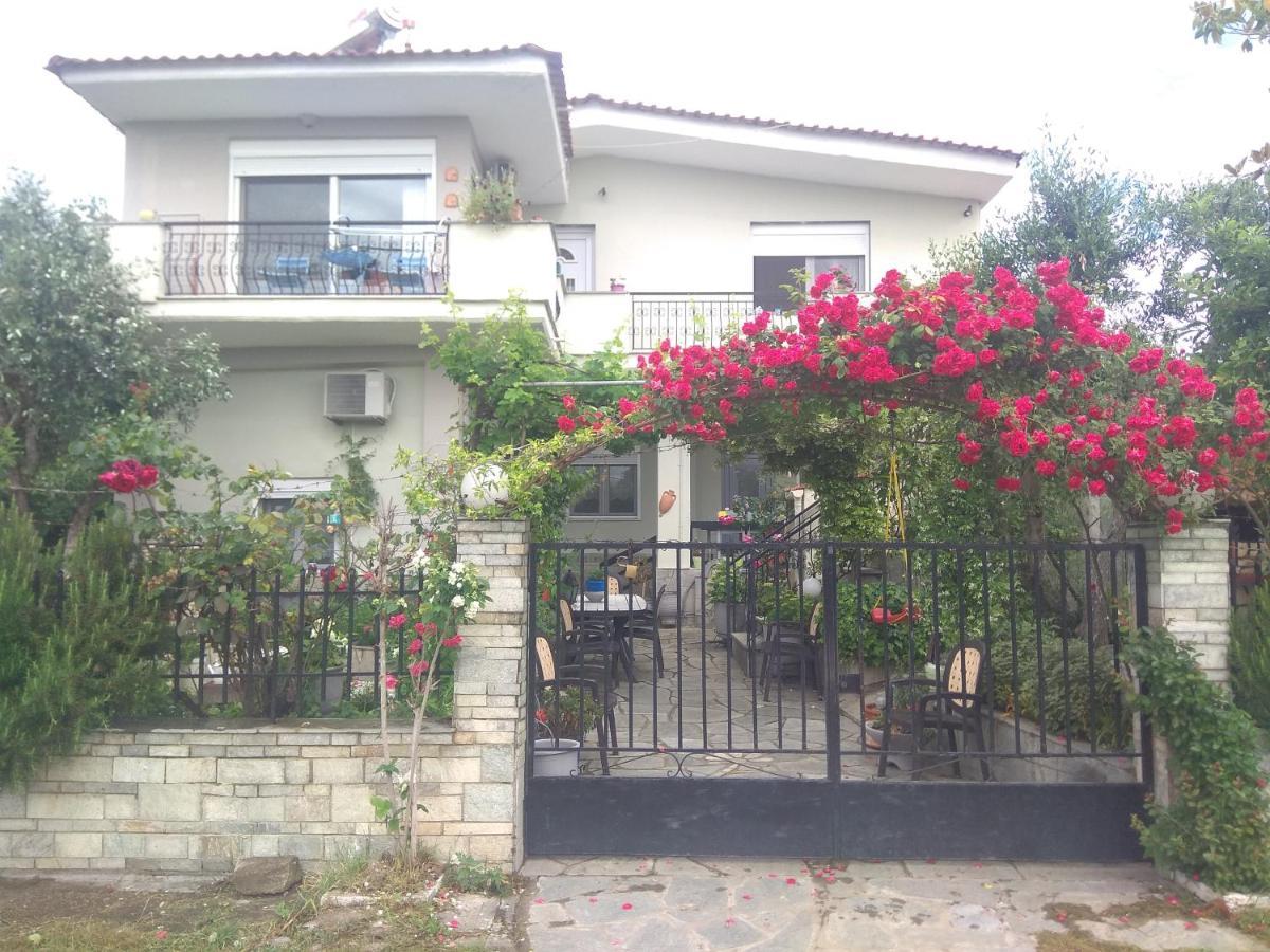 Sofia'S Cottage Asproválta Ngoại thất bức ảnh